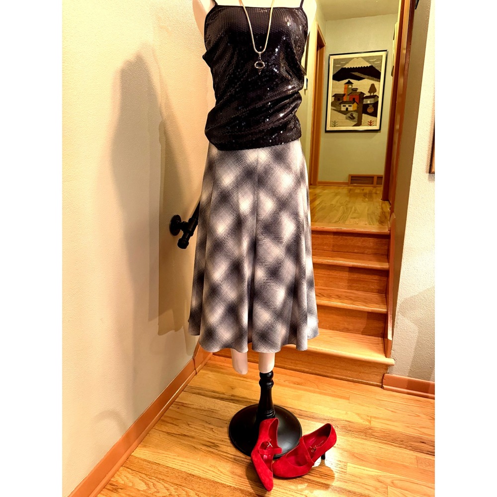 VTG Jones of New York Signature Size 12 Gray/Ivory Shadow Plaid Midi A-Line Flar